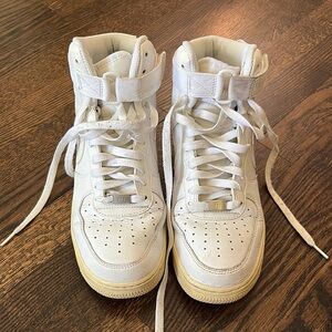 Nike Men White High-Top Sneakers
